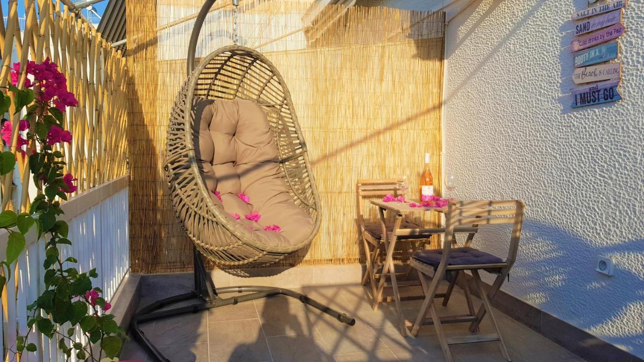 Wow Penthouse Boutique In The Heart Of Historical Center Apartment Атина Екстериор снимка