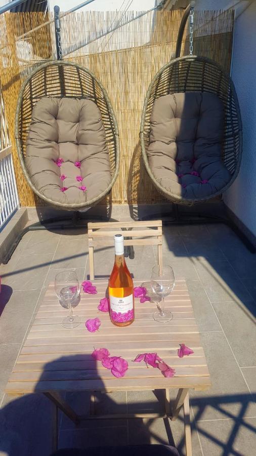 Wow Penthouse Boutique In The Heart Of Historical Center Apartment Атина Екстериор снимка