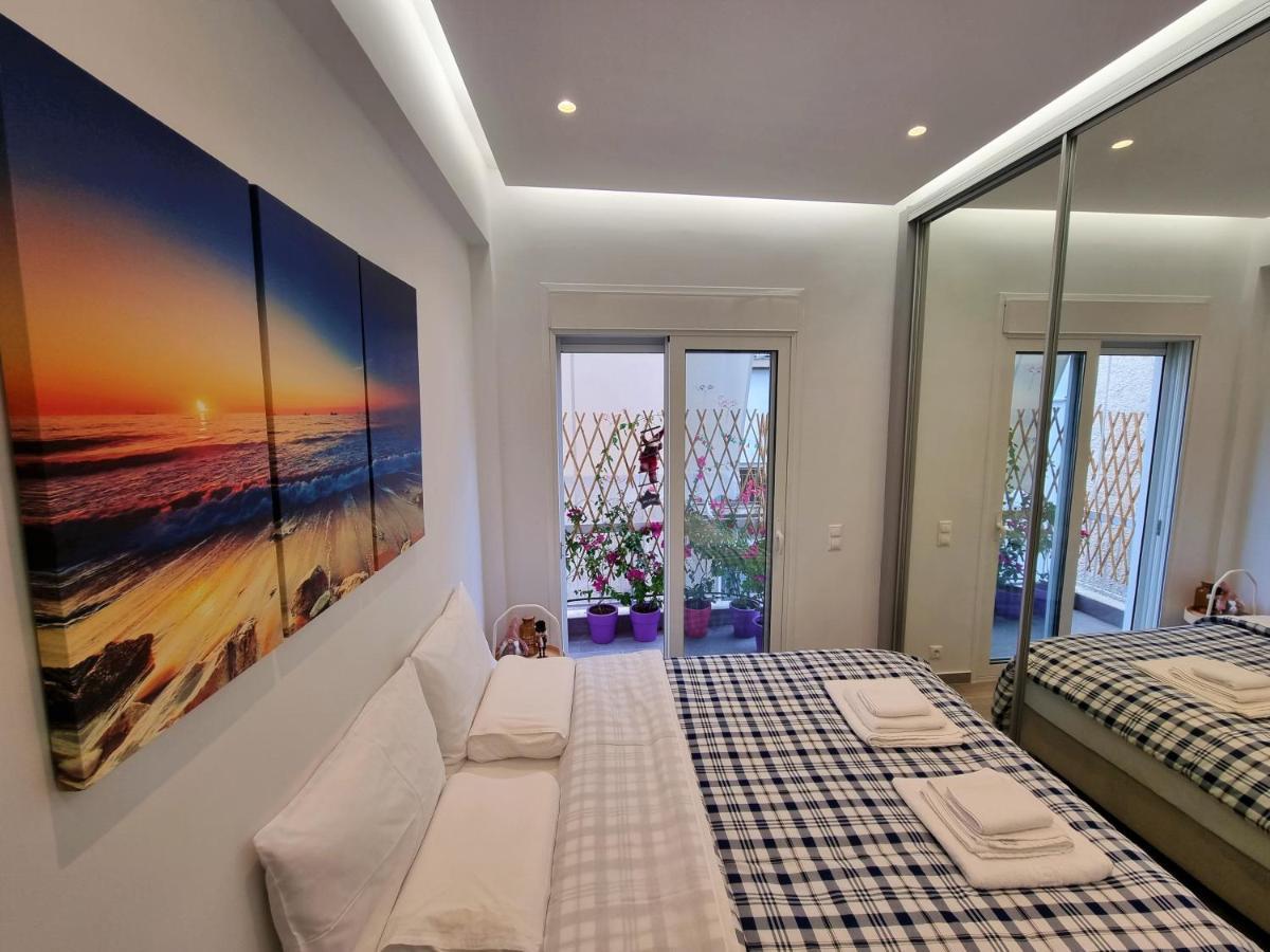Wow Penthouse Boutique In The Heart Of Historical Center Apartment Атина Екстериор снимка