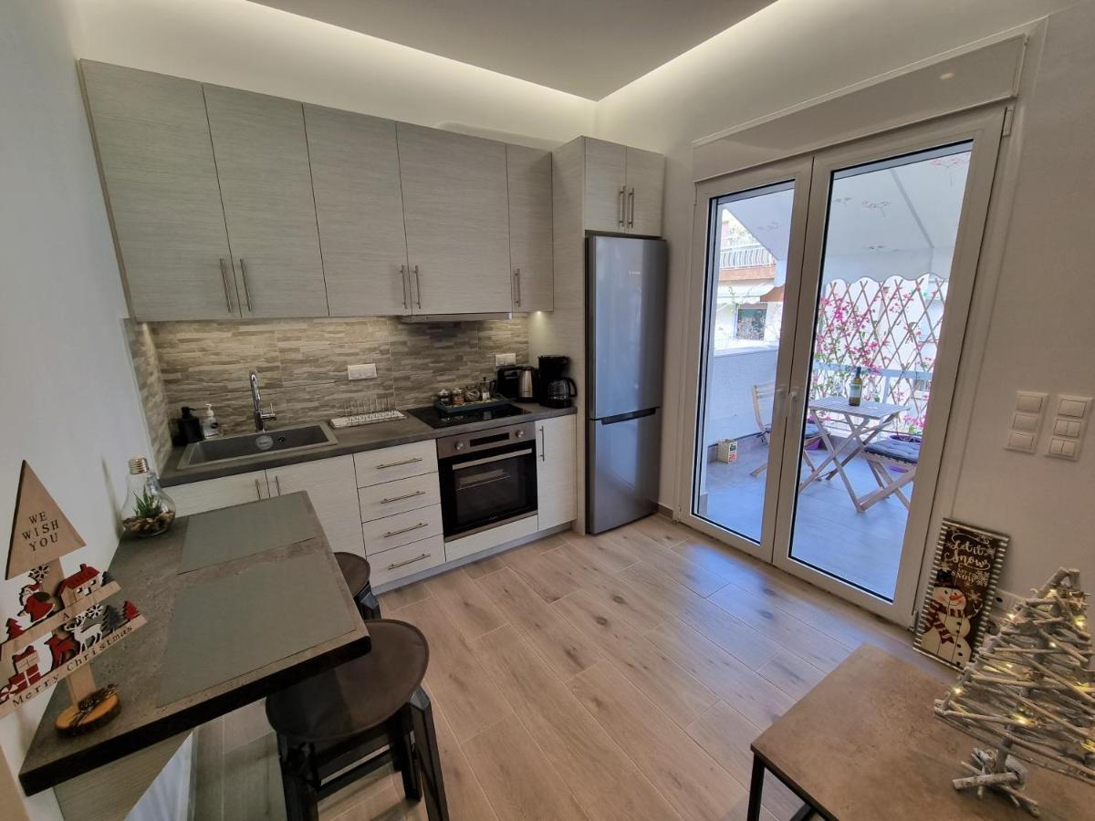 Wow Penthouse Boutique In The Heart Of Historical Center Apartment Атина Екстериор снимка
