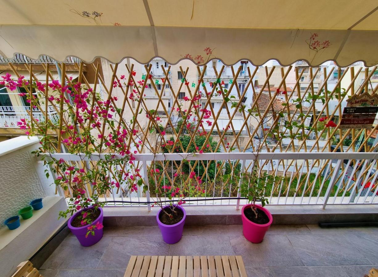 Wow Penthouse Boutique In The Heart Of Historical Center Apartment Атина Екстериор снимка