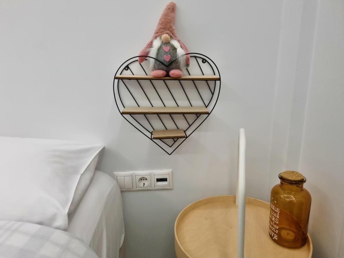 Wow Penthouse Boutique In The Heart Of Historical Center Apartment Атина Екстериор снимка