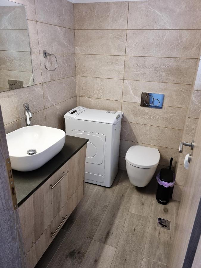 Wow Penthouse Boutique In The Heart Of Historical Center Apartment Атина Екстериор снимка